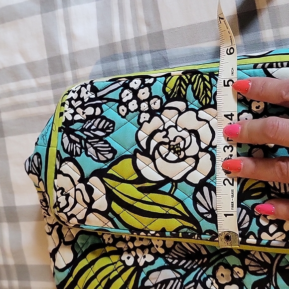 Vera Bradley Purse - good used condition - turquoise, black, white, green - Picture 10 of 10